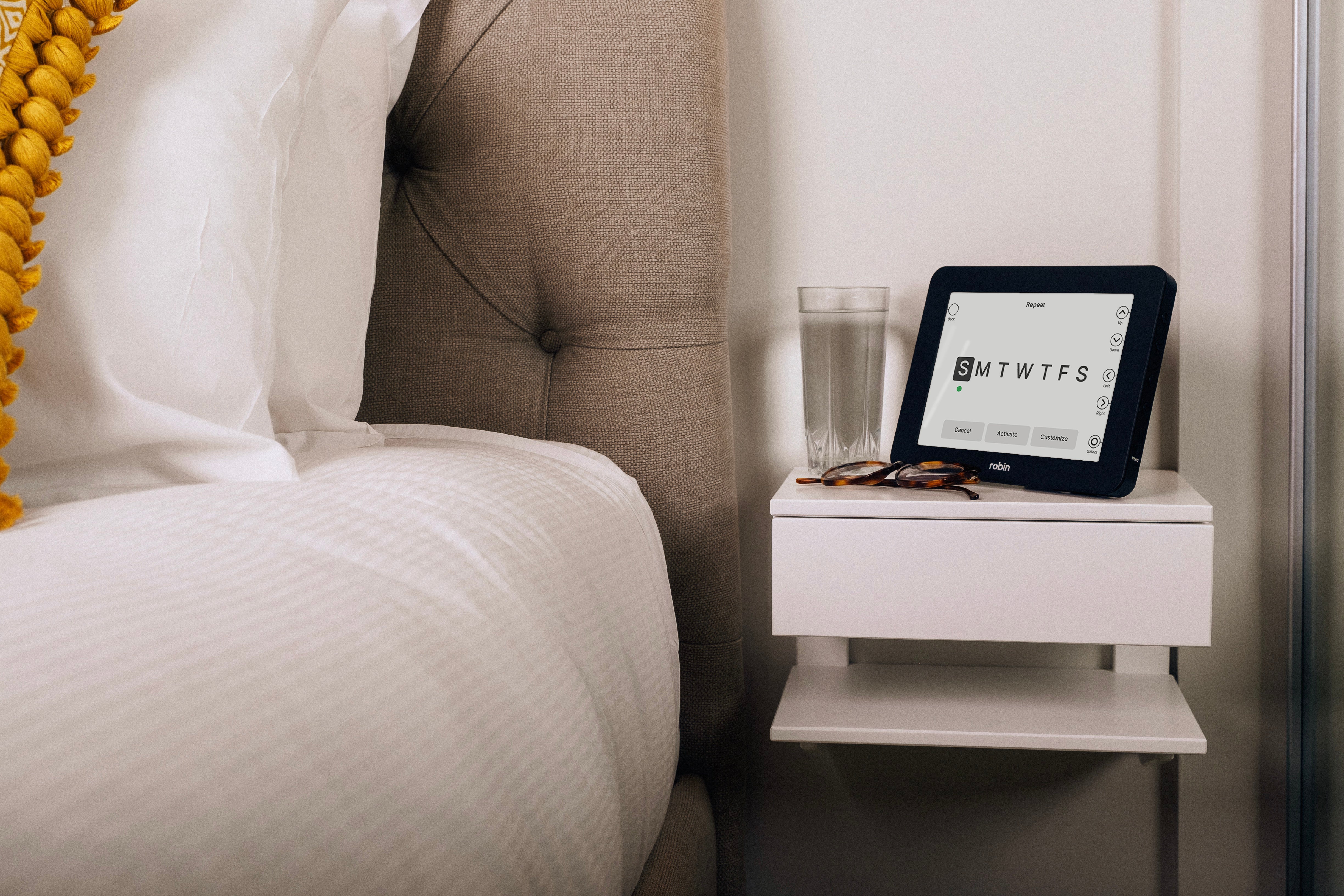 Navigating the Journey: Supporting Loved Ones with Alzheimer's Disease